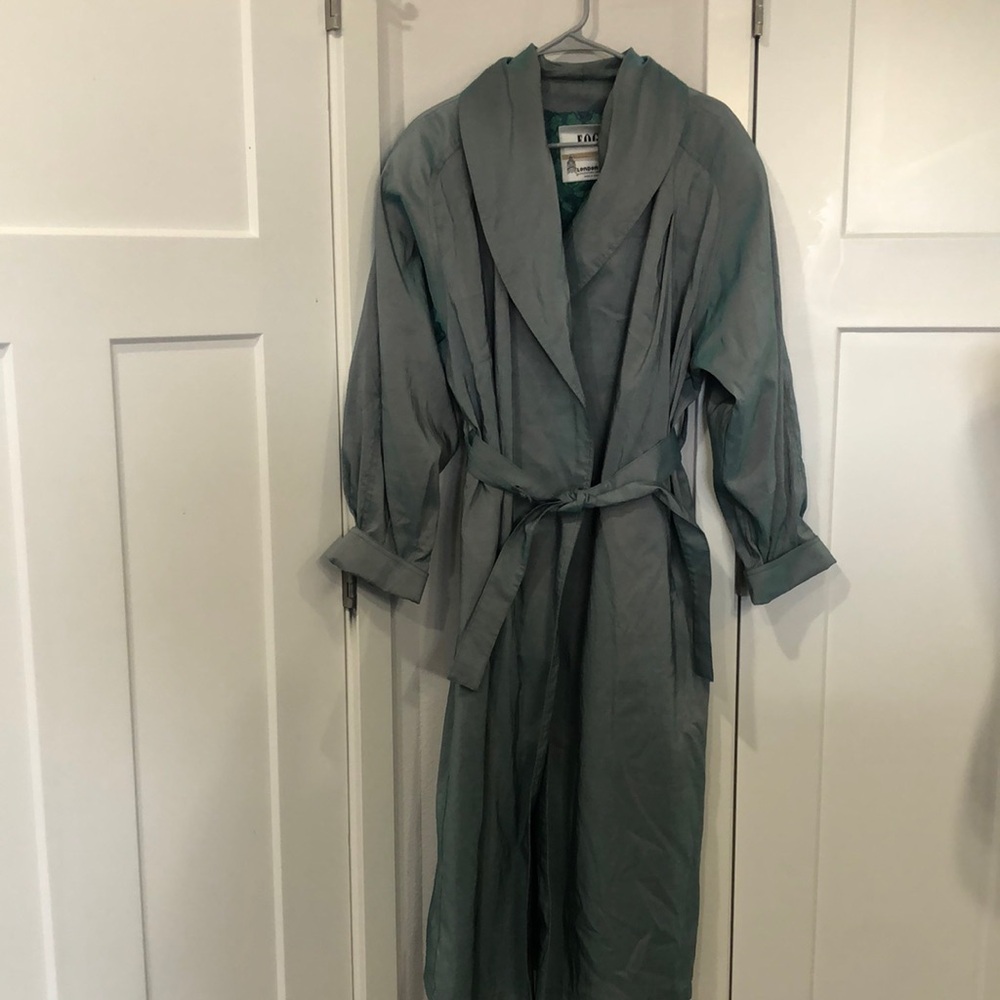 - Vintage London Fog Iridescent Green Women’s Trench Coat Belted Size 10 R.